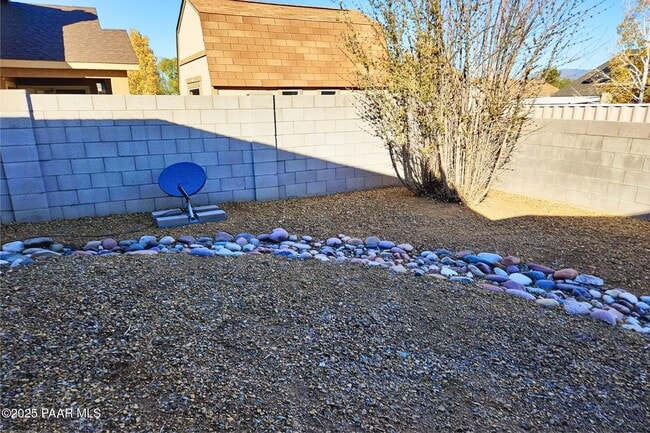 Foto del edificio - 7559 N Summit Pass