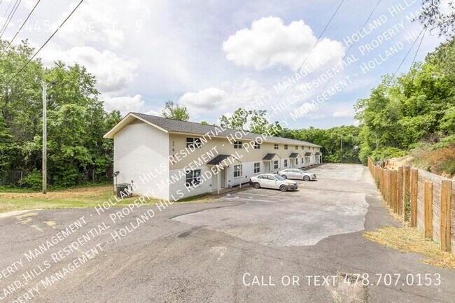 Foto del edificio - 2445 Lowe St