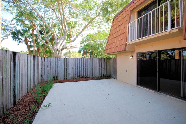 Building Photo - 705 Mill Valley Pl