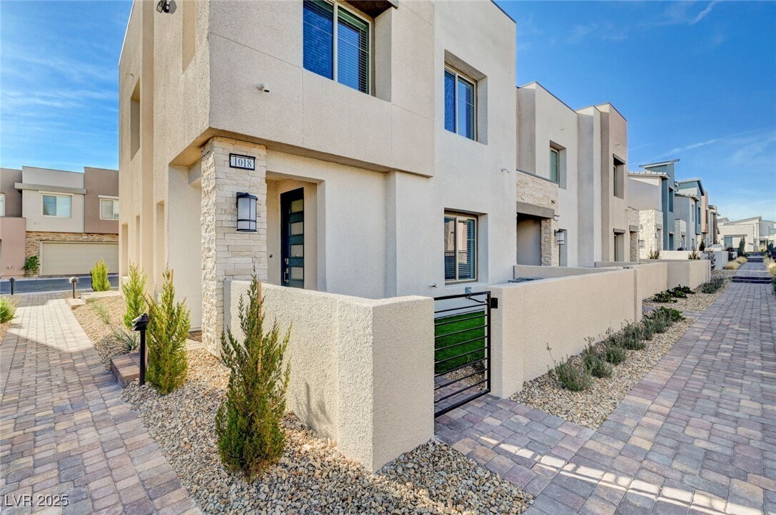 Foto principal - 600 Carriage Hill Dr