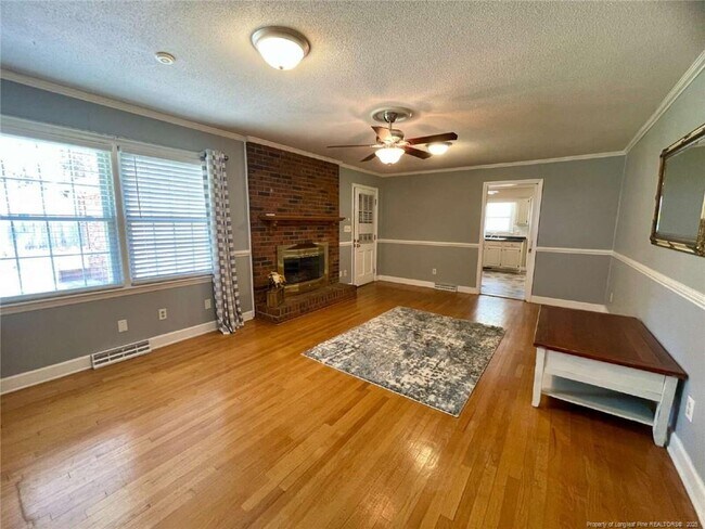 Foto del edificio - 2514 Dartmouth Dr