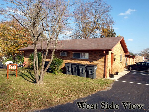 Primary Photo - 521 Laurel Ave
