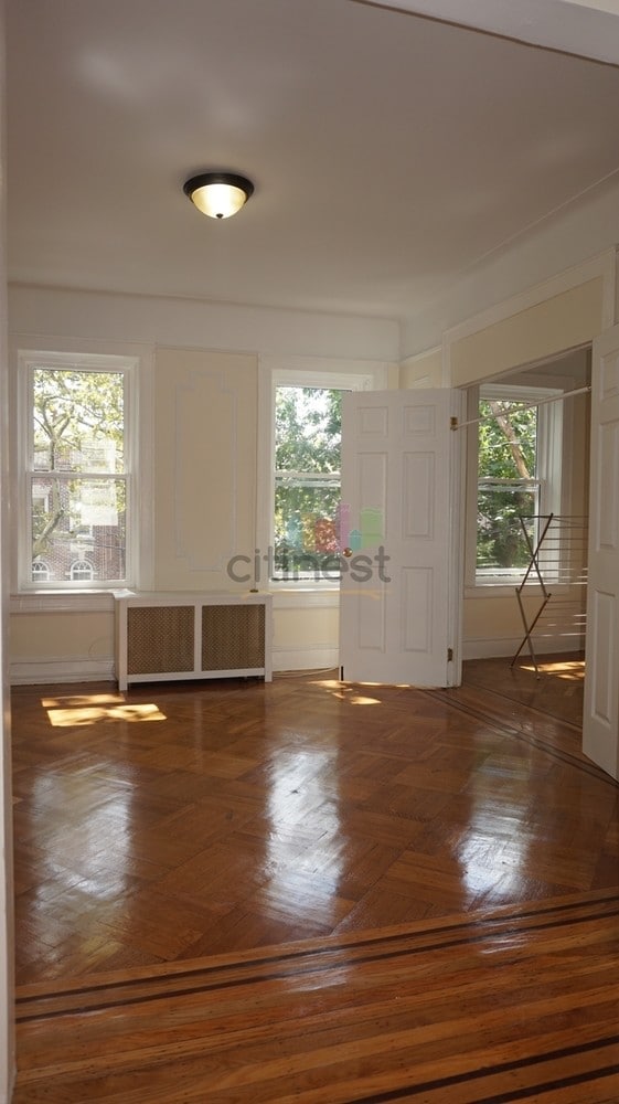 Building Photo - 109 74th St