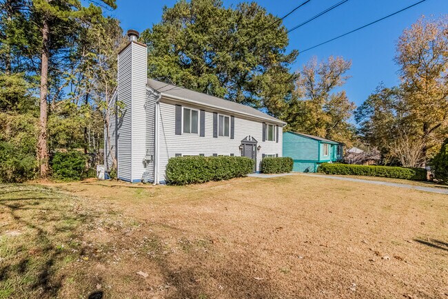 Foto del edificio - 4784 White Oak Trail