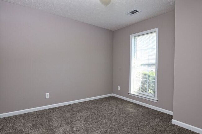 Foto del edificio - Beautiful 3 Bedroom