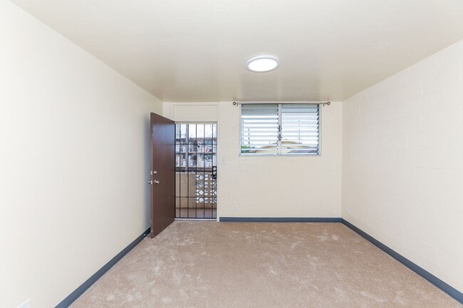 Building Photo - Newly renovated - 2 bedroom 1 bath with 1 parking