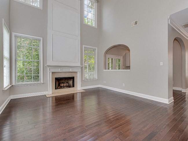 Building Photo - 2124 Sablewood Dr