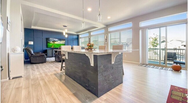Foto del edificio - Stunning 4 Bed 4 Bath Home in Banning Lewi...