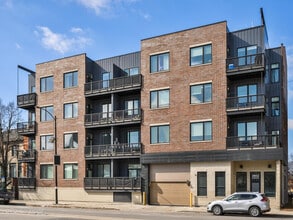 Building Photo - 1802 S State St