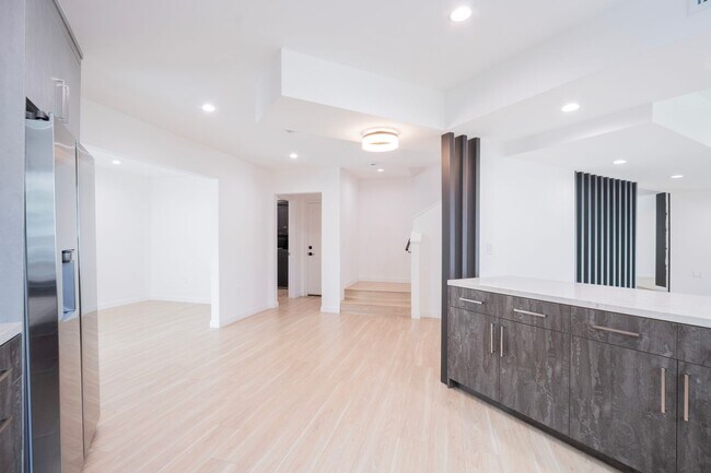 Foto del interior - 1346 N Stanley Ave