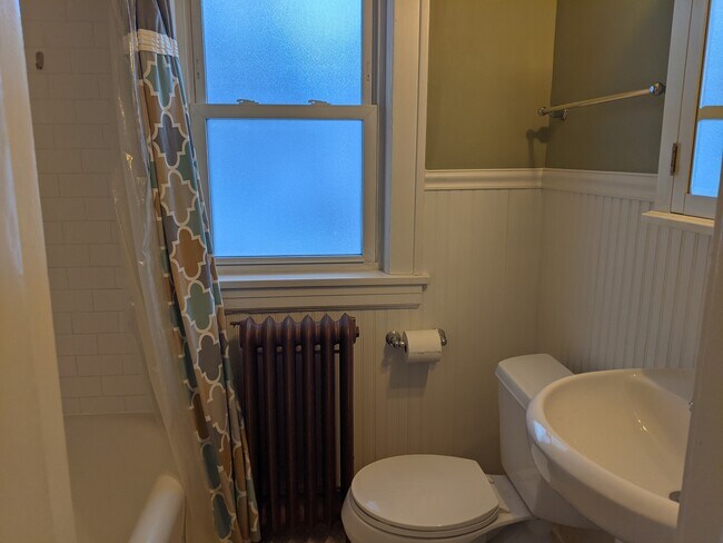 Foto del edificio - 3529 Emerson Ave S