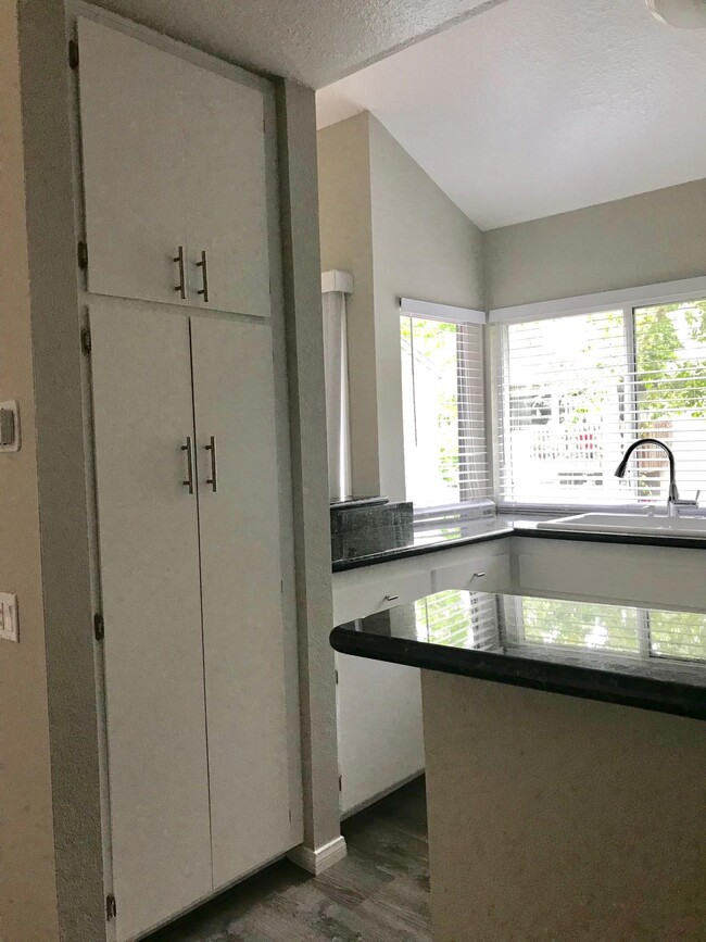 Foto del edificio - 26701 Quail Creek