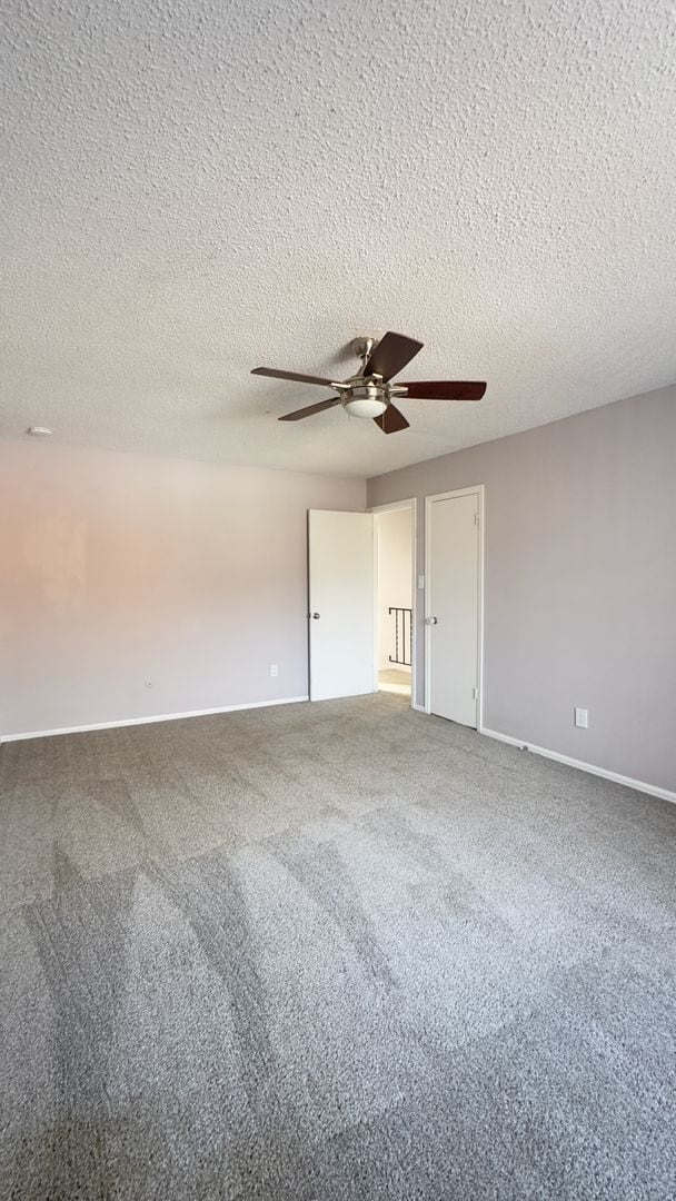 Foto del edificio - Cozy 3 bedroom 1.5 bath Split Level Home