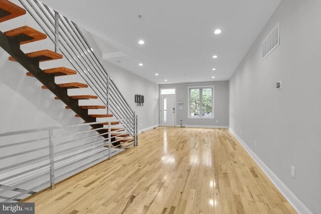 Foto del edificio - 1644 N 2nd St