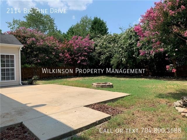 Foto del edificio - 2114 Big Pine Dr