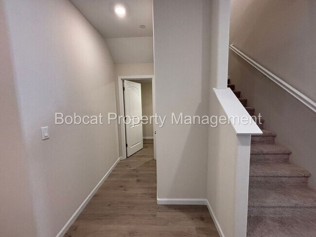 Foto del edificio - 852 Furlong Dr