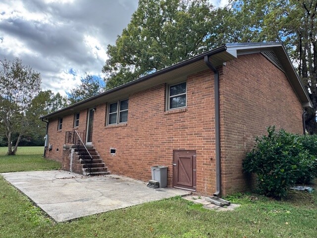 Foto del edificio - 123 Brightwood Church Rd