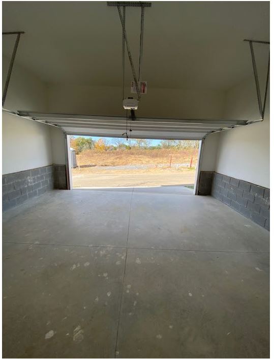 Building Photo - 8129 Warbler Wy