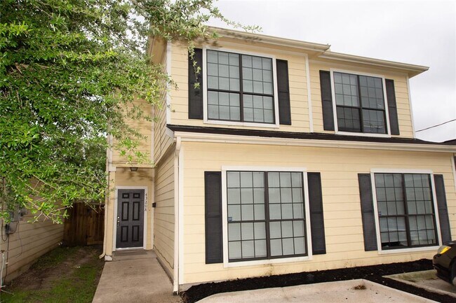 Building Photo - 4320 Maggie St