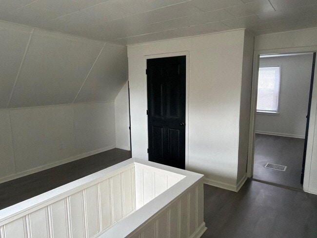 Foto del edificio - 20768 Gentner St