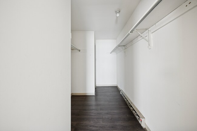 Foto del edificio - 2133 Spring Garden St