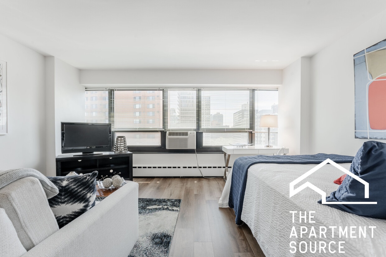 Primary Photo - 3130 N Lake Shore Dr.