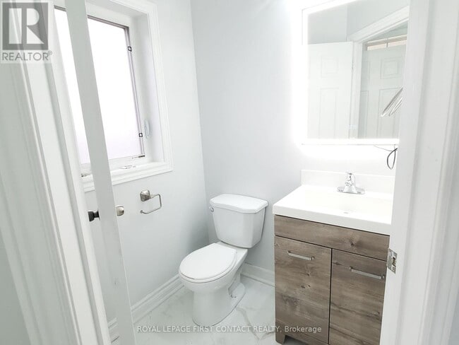 Building Photo - 87 Pearcey Cr