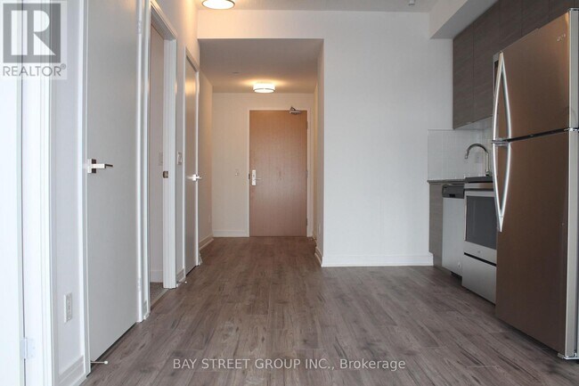 Photo du bâtiment - 621 Sheppard Ave E