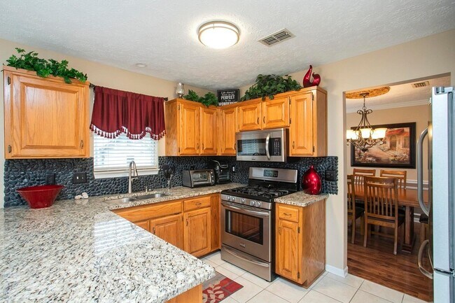 Foto del edificio - 1508 Clover Ct