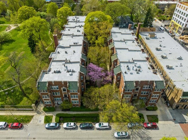 Foto del edificio - The Bryant at Oak Park