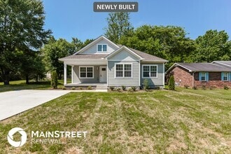 Building Photo - 120 Lynn Dr