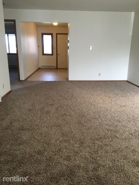 Foto del edificio - 700 Meadow Ln
