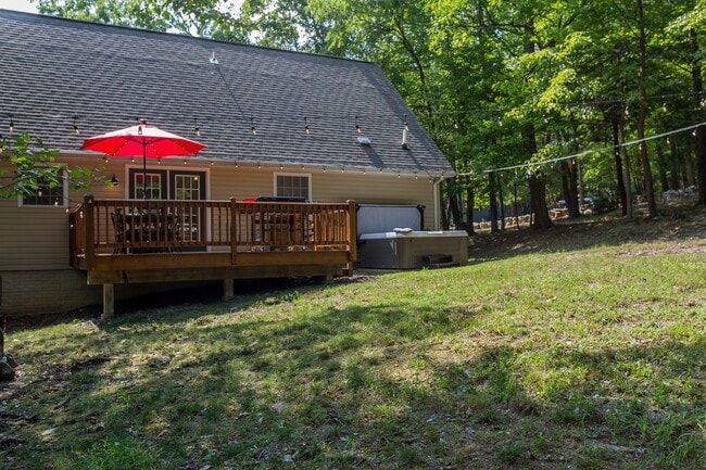 Building Photo - Spacious 4-Bedroom Home in Massanutten Resort