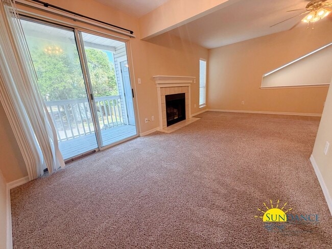 Building Photo - Great 2 Bedroom Unit in Fort Walton Beach!