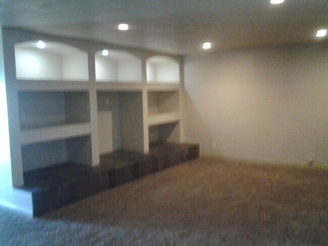 great room - 507 E Oak Ln