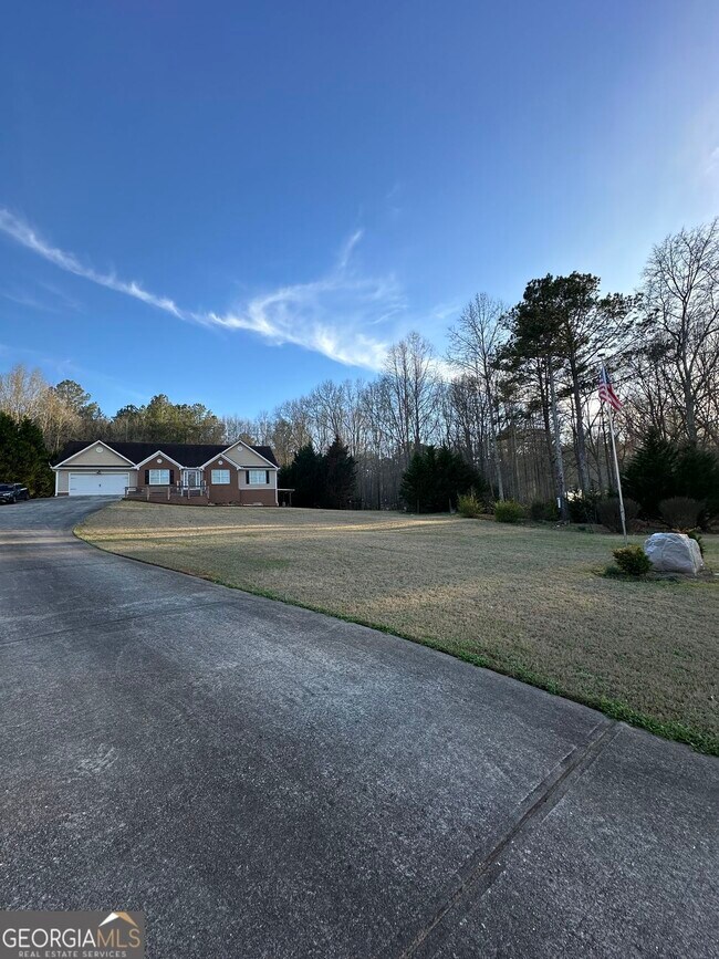 Building Photo - 3910 Piney Brook Dr