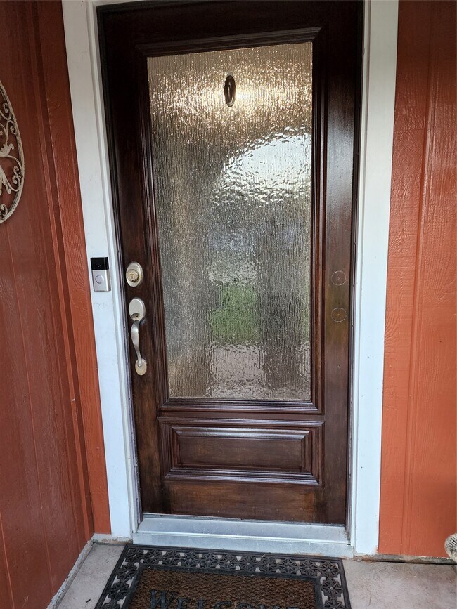 Foto del edificio - 8103 Edgebrook Forest Ct