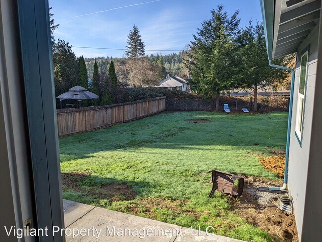 Building Photo - 3 br, 2 bath House - 280 S HUBBARD AVE
