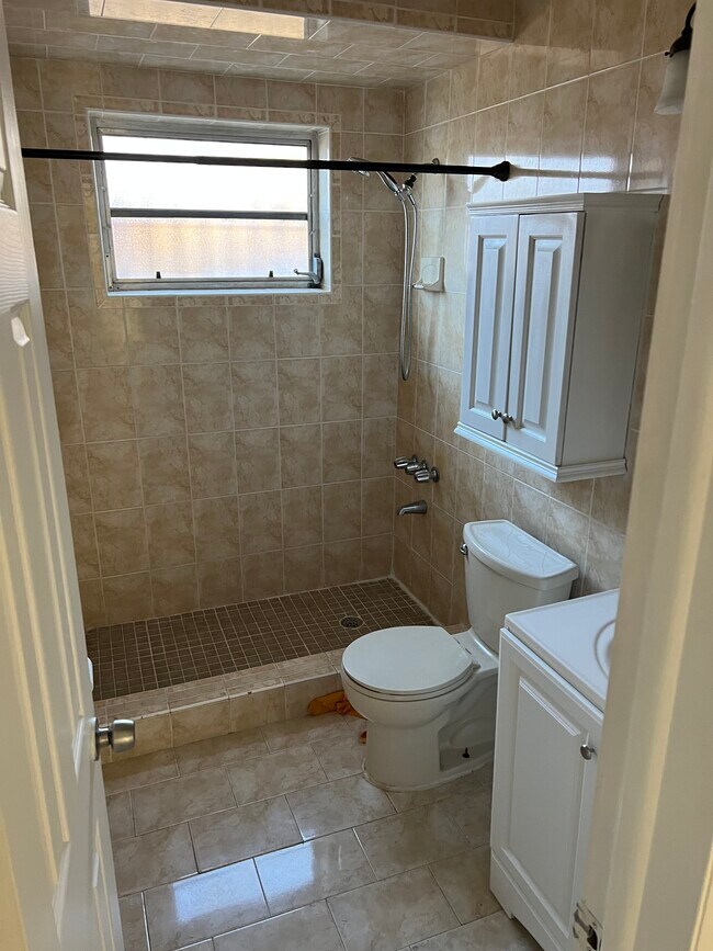 Foto del edificio - 2135 NW 17th St