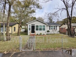 Building Photo - 3111 Lowell Ave