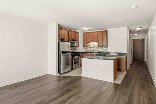 Photo - 330 N Clinton St Apartment