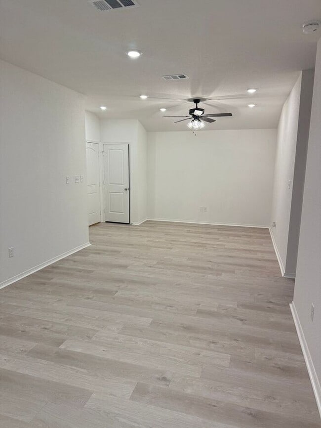 Building Photo - Pre-Leasing Now! Modern Two Bedroom | One Bath Home in Vilonia - Available Soon