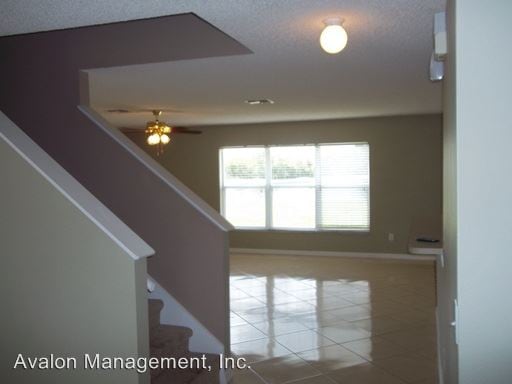 Building Photo - 807 Belhaven Dr
