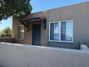 Building Photo - 1303 N Columbus Blvd