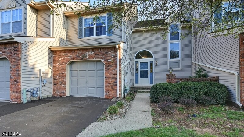 Primary Photo - 1205 Pinhorn Dr