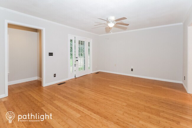 Building Photo - 410 Scarlet Oaks Drive, Etowah, NC, 28729