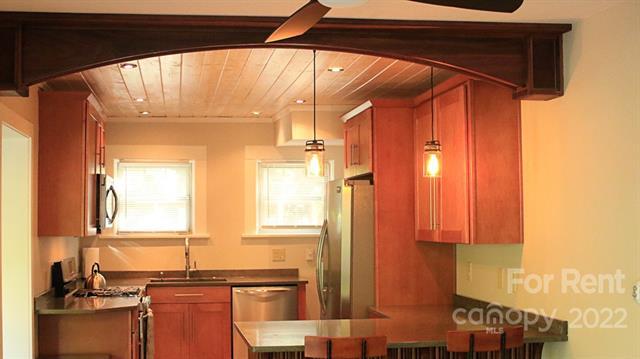 Foto del edificio - 10 Coleman Ave