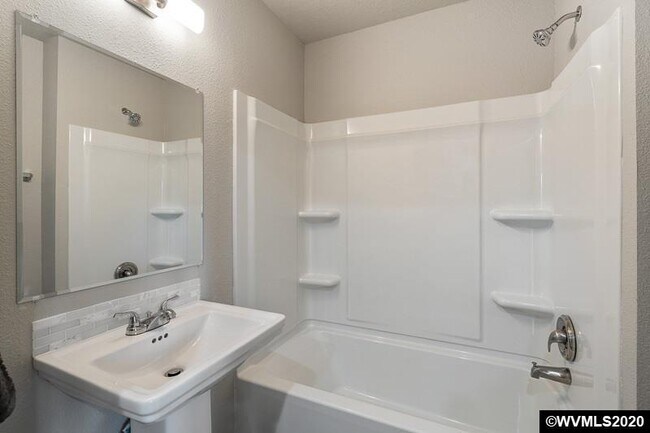 Foto del edificio - 625 25th St SE