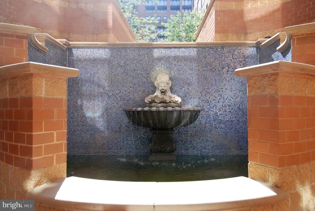 Foto del edificio - 616 E St NW
