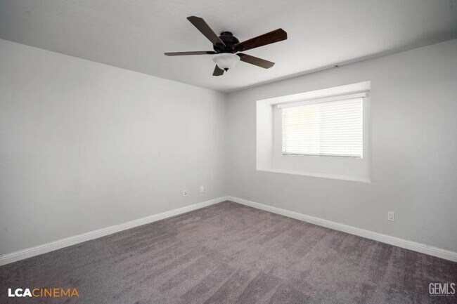 Foto del edificio - 9302 Southwick Dr